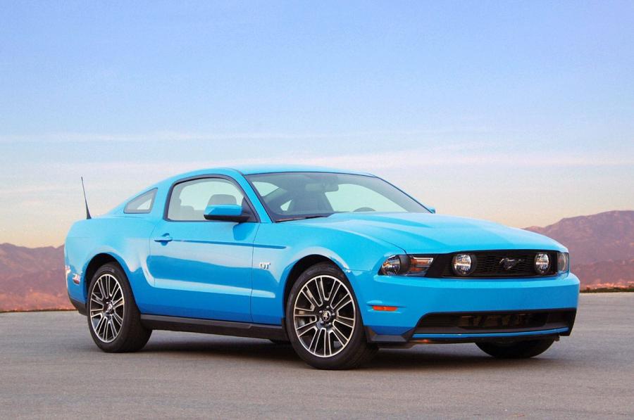  Ford Mustang GT 2010 года  (фото 187 из 213)